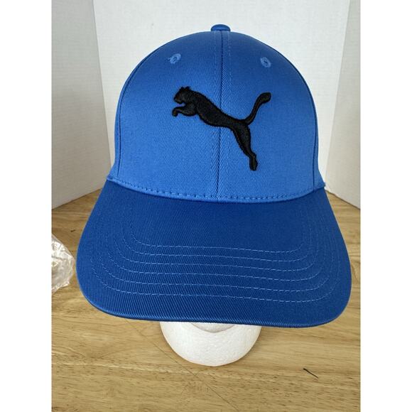 PUMA Tech Performance Stretch‎ FlexFit Golf Hat Blue Size S/M NWOT Logo 9 Lives - Picture 1 of 5